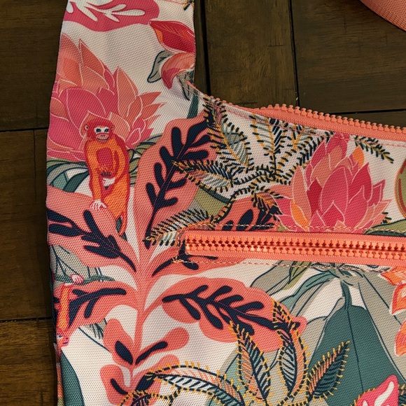 Vera Bradley Coral and Pink Floral Crossbody Bag - Picture 3 of 9